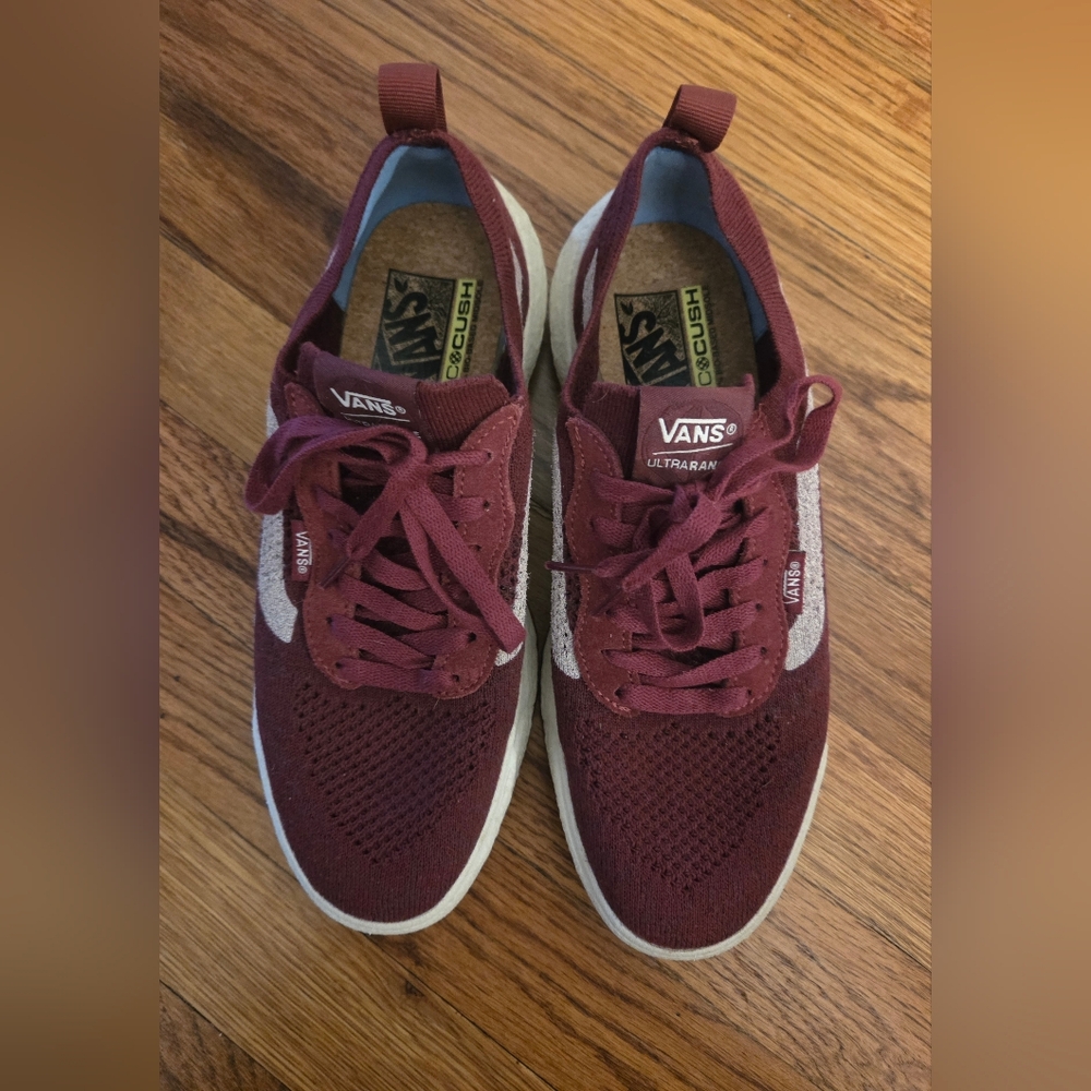 Vans Ultra Range VR3 Maroon and White Sneakers Unisex: Women's 8.5, Men's 7 - Picture 8 of 12